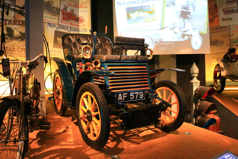 Национальный Музей Автомобилей, деревня Бюли, графство Хэмпшир, Англия